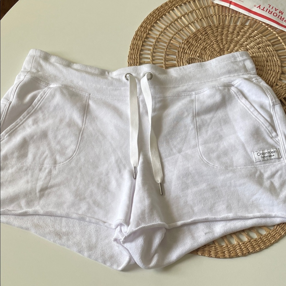 Calvin Klein Women's XL Athletic‎ White Shorts Cotton